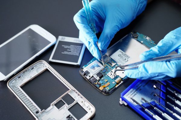 DIPLOMA IN MOBILE REPAIRING AND MAINTENANCE