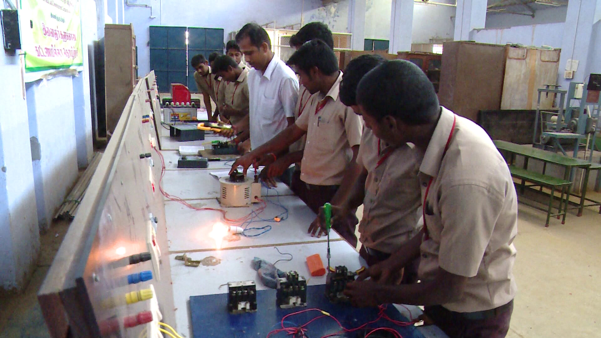 CERTIFICATE IN ELECTRICIAN