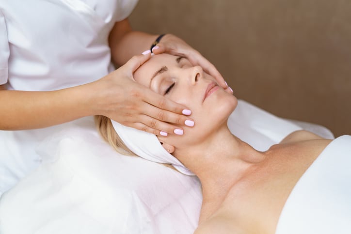  DIPLOMA IN INTEGRATED  SPA THERAPIES 