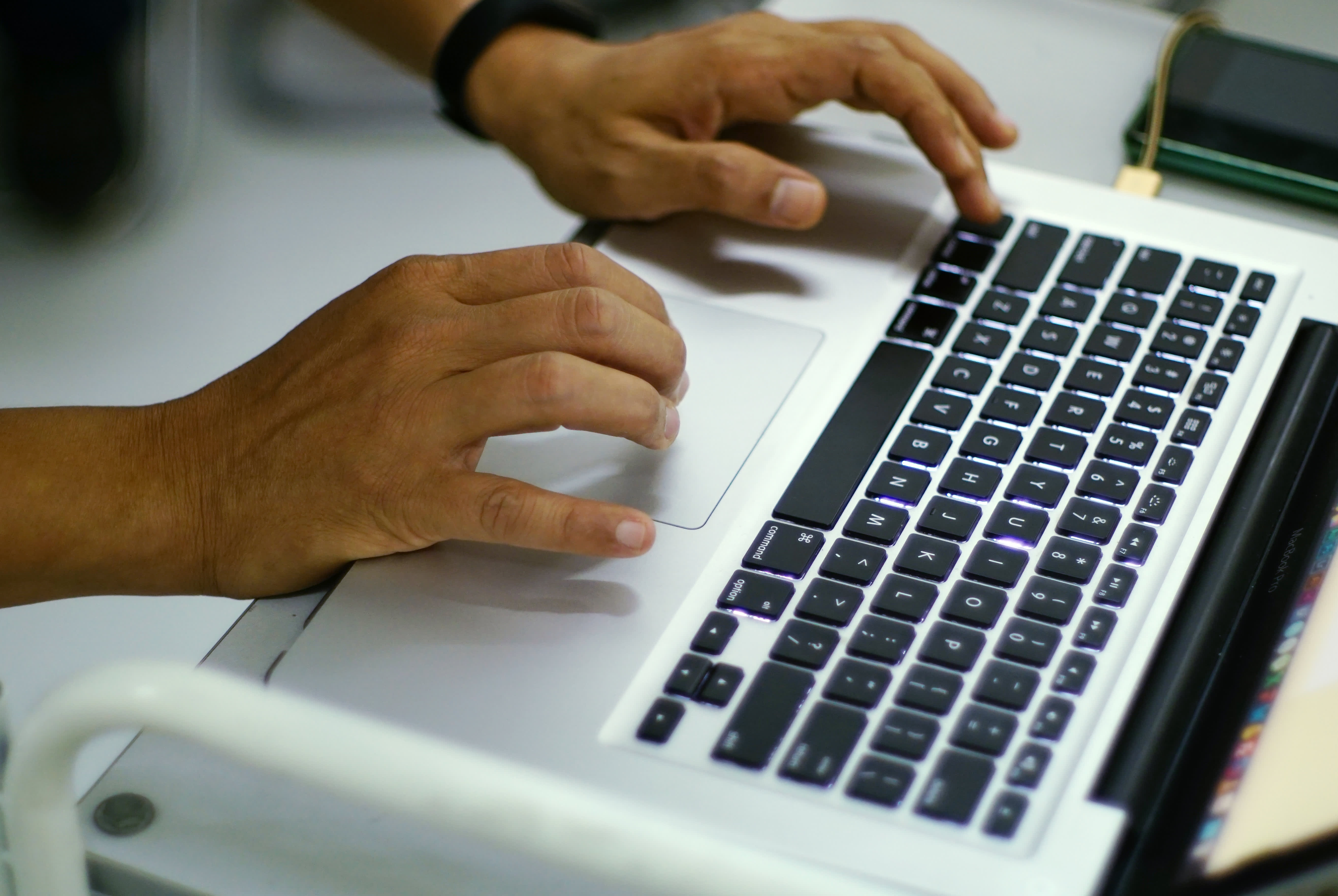 CERTIFICATE IN COMPUTER BASED ENGLISH TYPING-40 W.P.M.